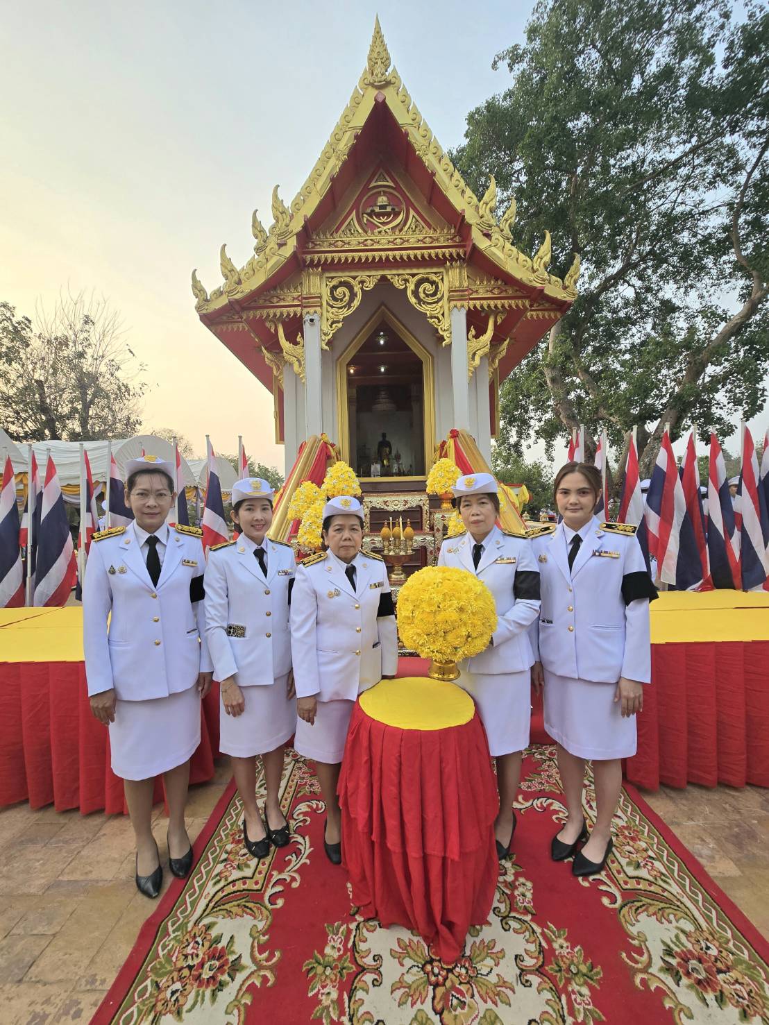 title - วันที่ 17 มกราคม 2569 นายวิทูล ปฏิรูปที่ดินจังหวัดปราจีนบุรี มอบหมายให้ ข้าราชการ  และเจ้าหน้าที่ ส.ป.ก.ปราจีนบุรี เข้าร่วมพิธี วางพานพุ่มถวายสักการะ พระบรมรูปพ่อขุนรามคําแหง เนื่องในวันพ่อขุนรามคําแหงมหาราช